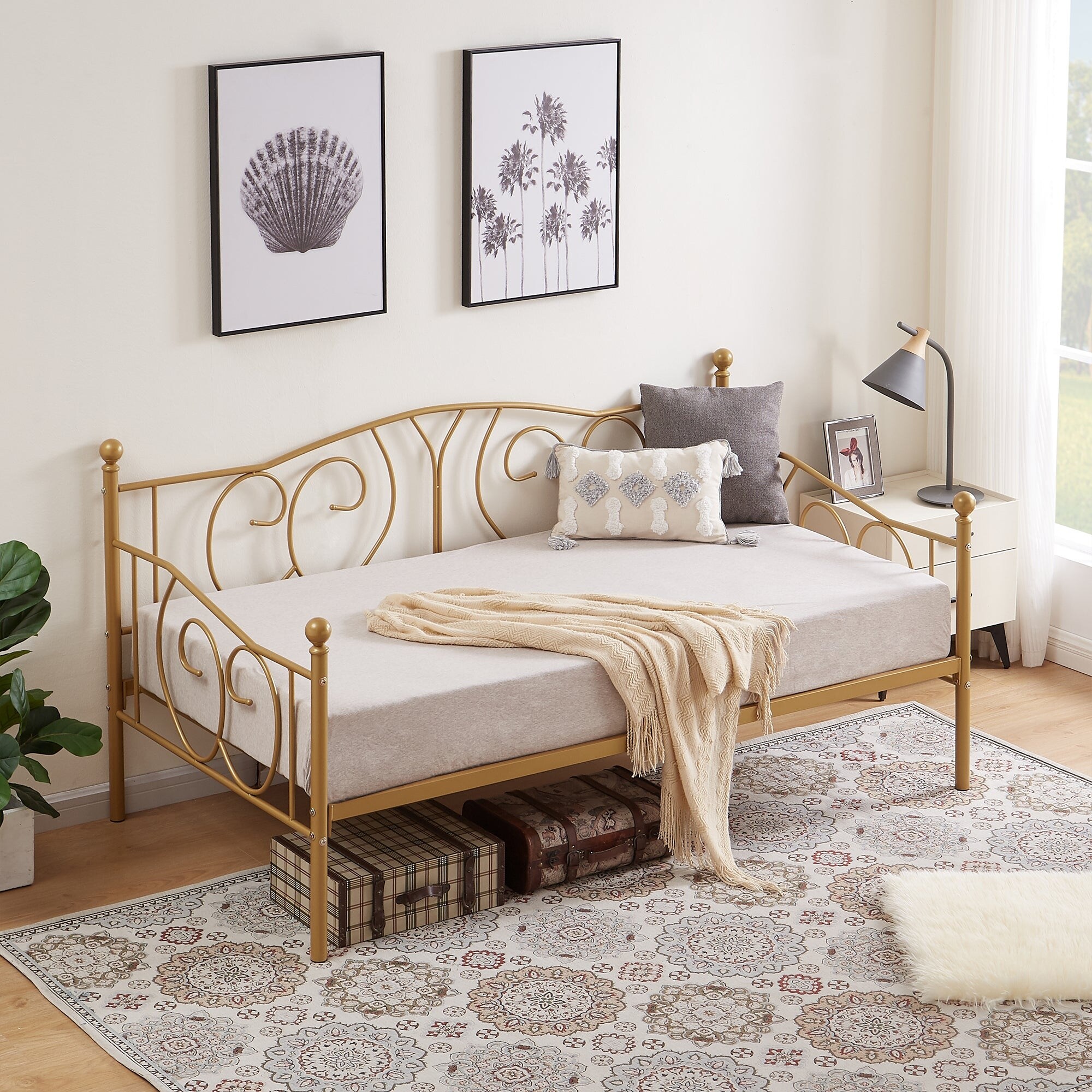 Metal daybeds store for sale