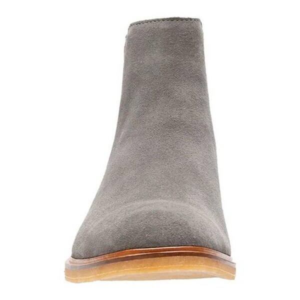 clarkdale gobi grey suede