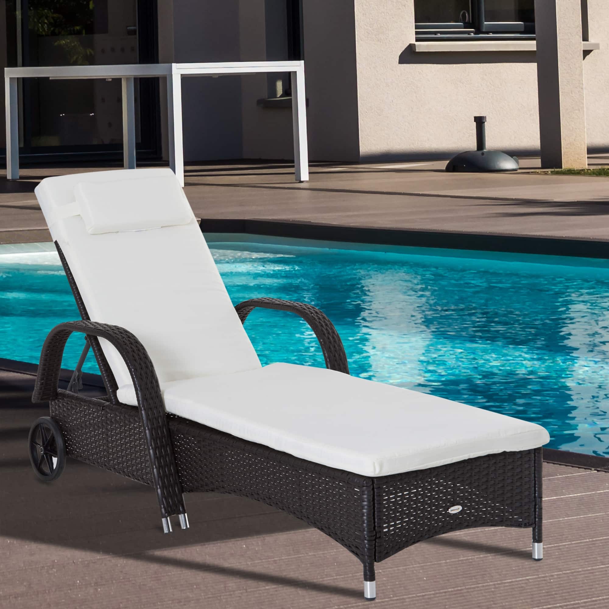 Outsunny Outdoor Rattan Wicker Chaise Lounge Chair with Height