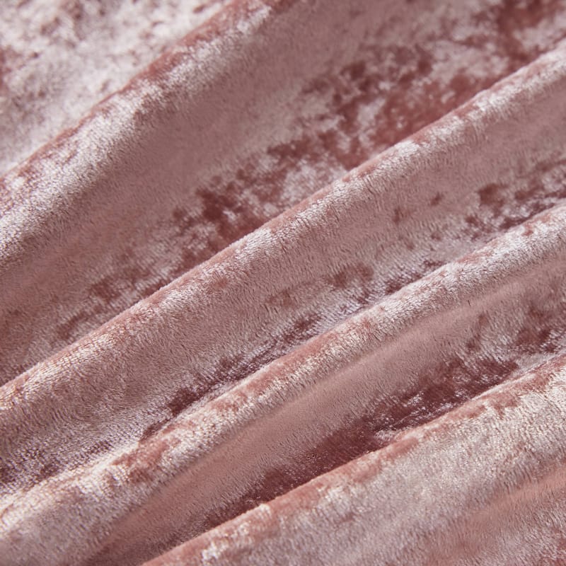 Intelligent Design Isabel Velvet Comforter Set