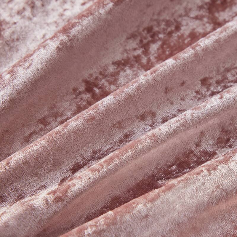 Intelligent Design Isabel Velvet Duvet Cover Set (Insert Excluded)