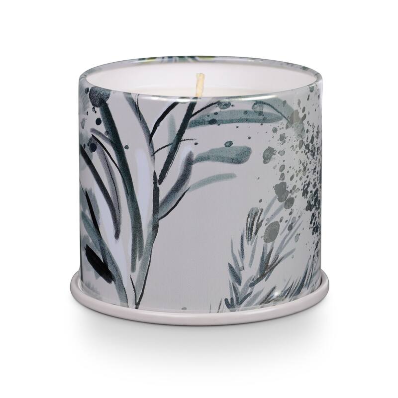 ILLUME Noble Holiday Winter White Candle