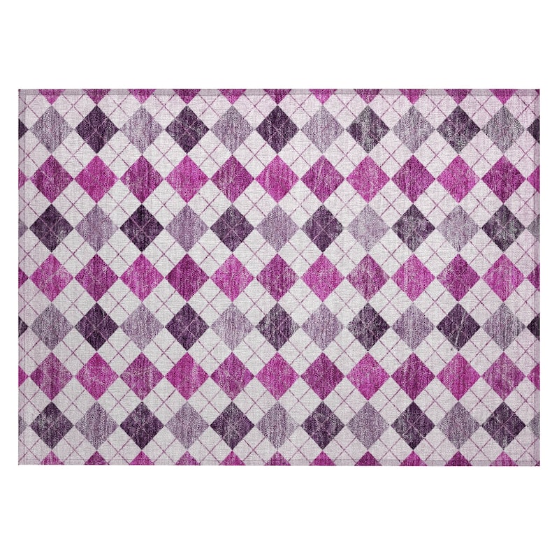 Machine Washable Indoor/ Outdoor Modern Argyle Chantille Rug