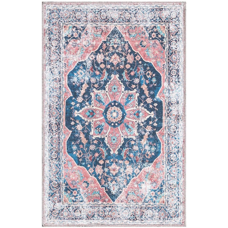 Traditional Tira Collection Area Rug