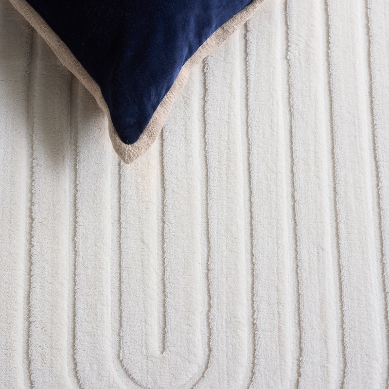 SAFAVIEH Versailles Smiljana Solid & Tonal Rug