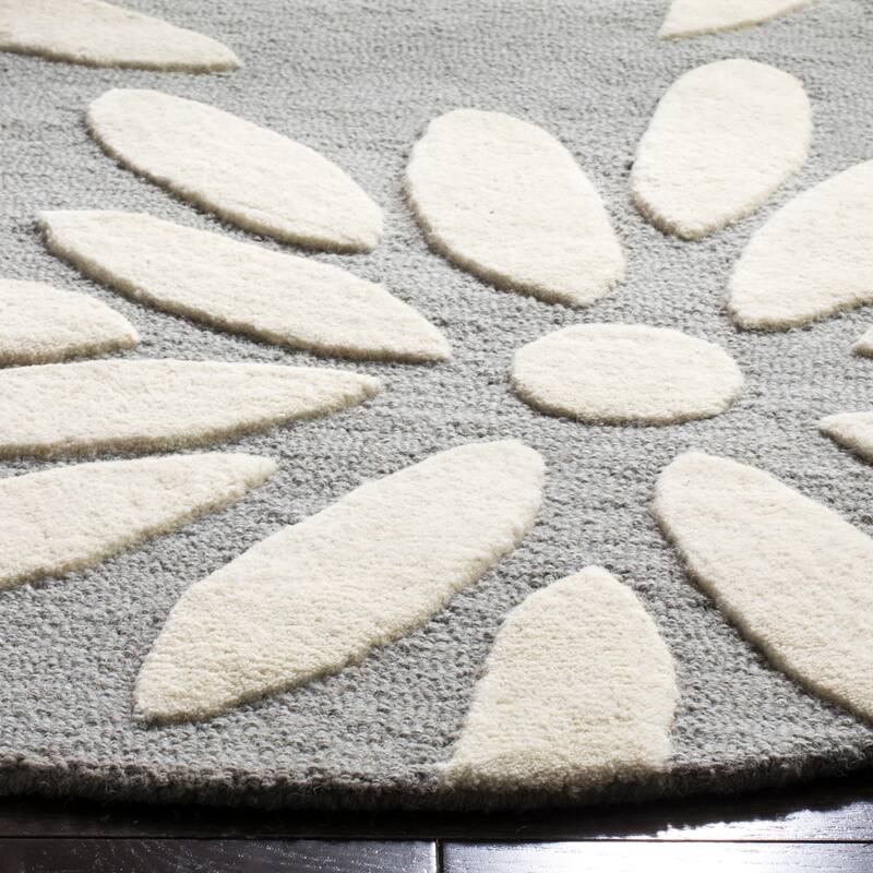 SAFAVIEH Handmade SAFAVIEH Kids Fleurette & Tween Wool Rug