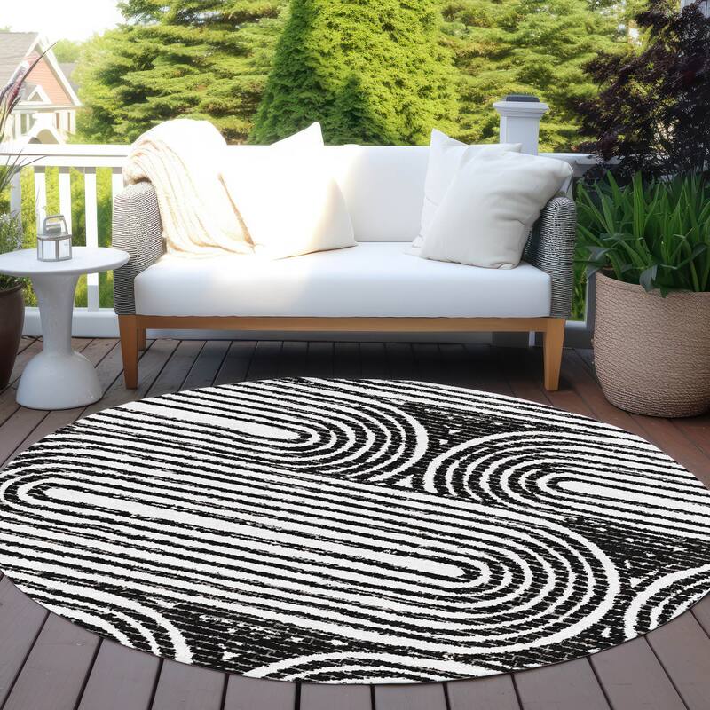 Machine Washable Indoor/ Outdoor Modern Vibes Chantille Rug