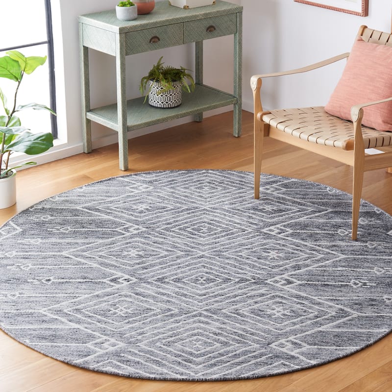 SAFAVIEH Kilim Nyla Moroccan Diamond Rug