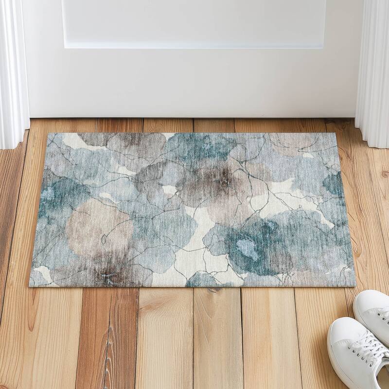 Machine Washable Indoor/ Outdoor Floral Mara Chantille Rug