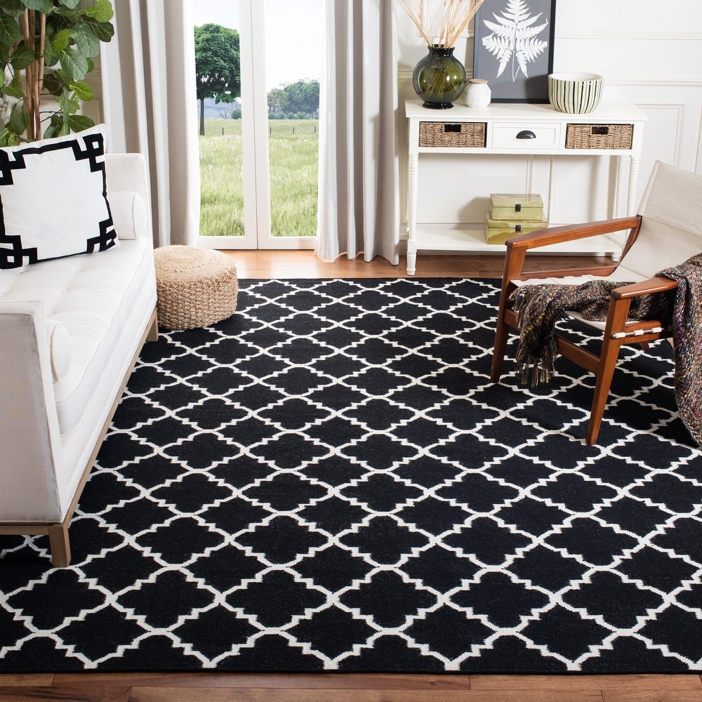 SAFAVIEH Handmade Flatweave Dhurries Taalke Modern Wool Rug