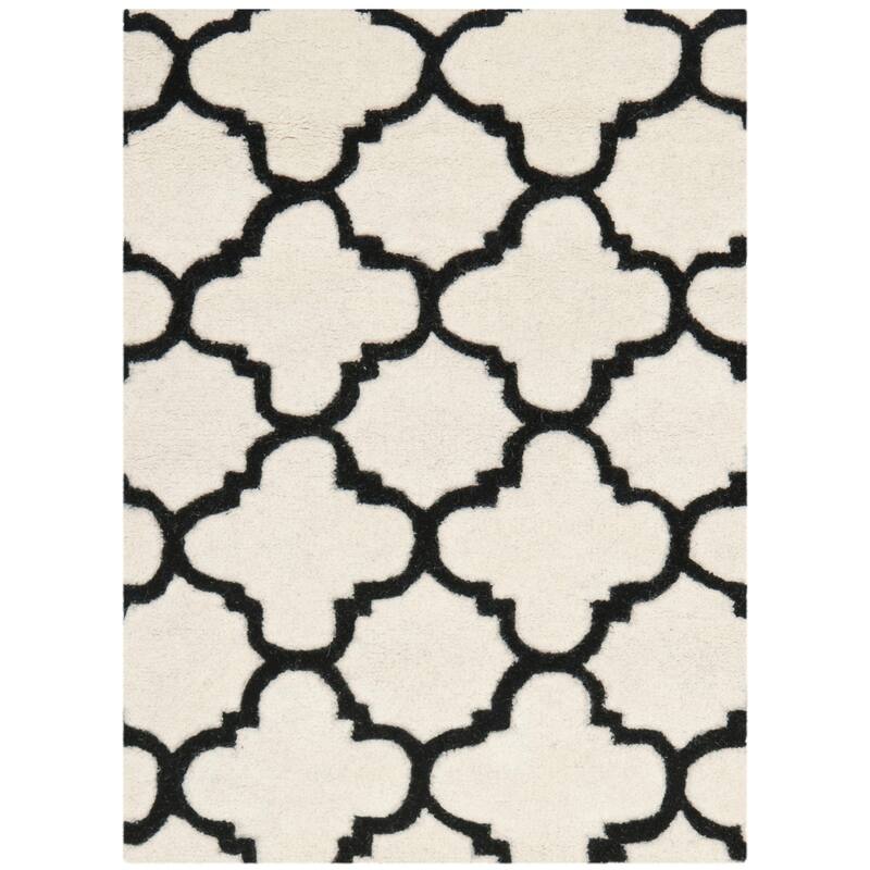 SAFAVIEH, Handmade Chatham Caisa Modern Moroccan Wool Rug - 2' x 3' - Ivory/Black