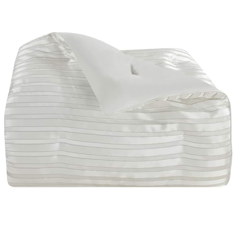 J. Queen New York Calvari Comforter Set - Queen