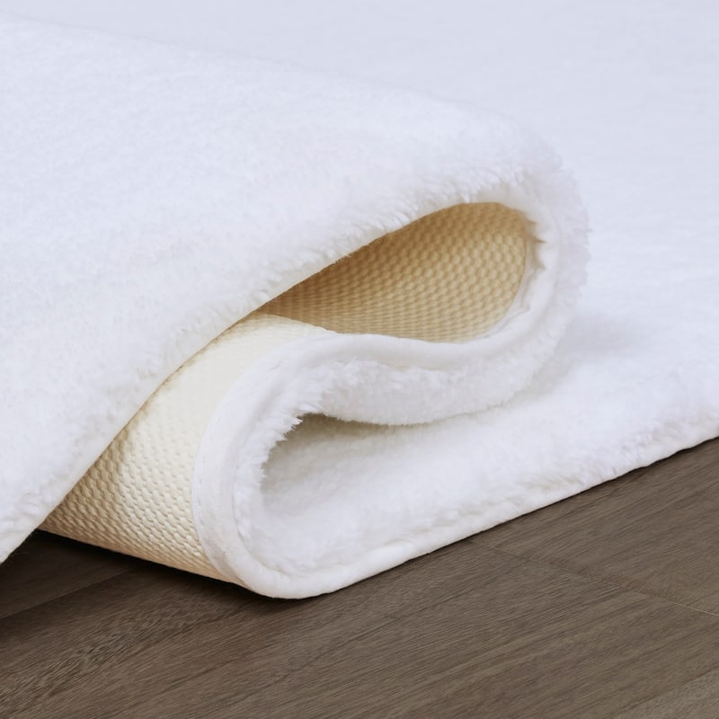 Madison Park Signature Marshmallow Bath Rug