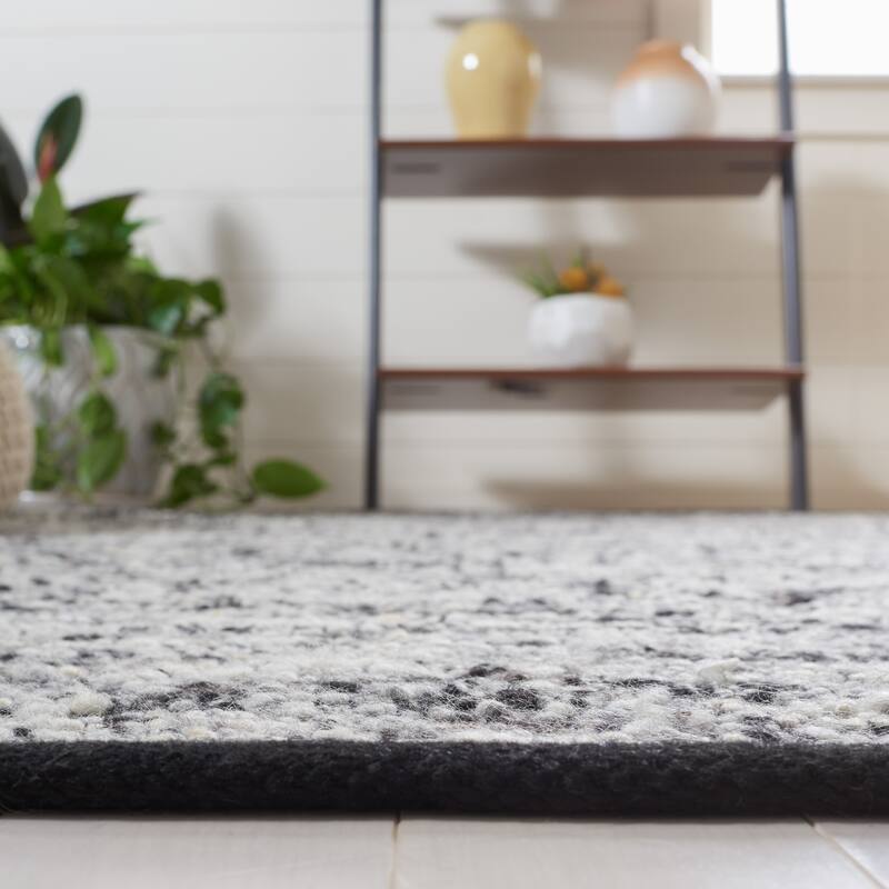 SAFAVIEH Handmade Natura Engelgard Wool Rug