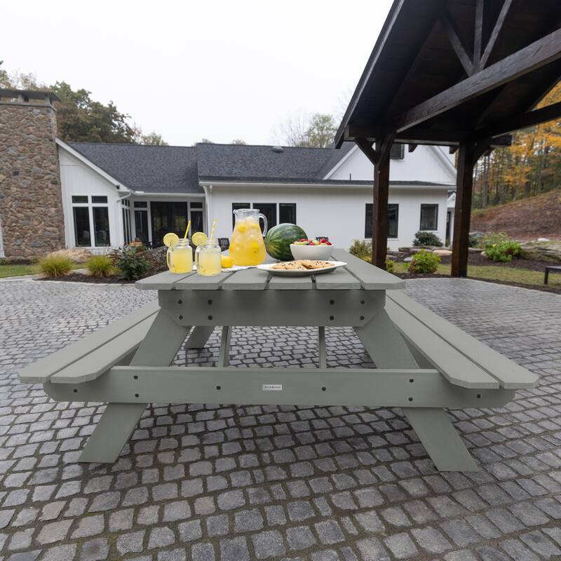 HIGHWOOD Eco-friendly Picnic Table
