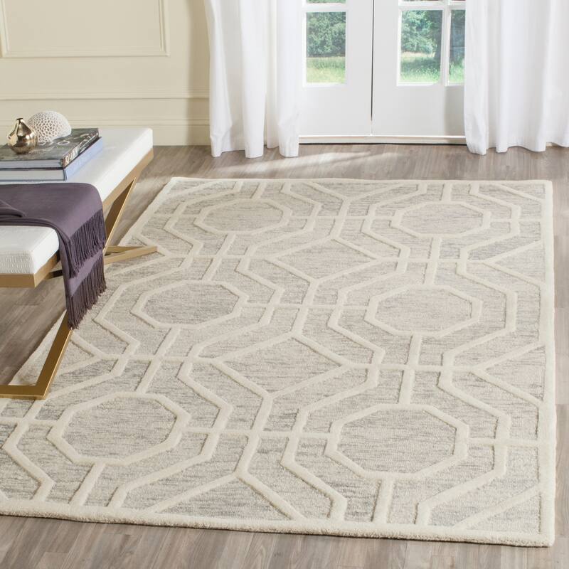 SAFAVIEH Handmade Cambridge Irmelinde Modern Wool Rug - 5' x 8' - Light Grey/Ivory
