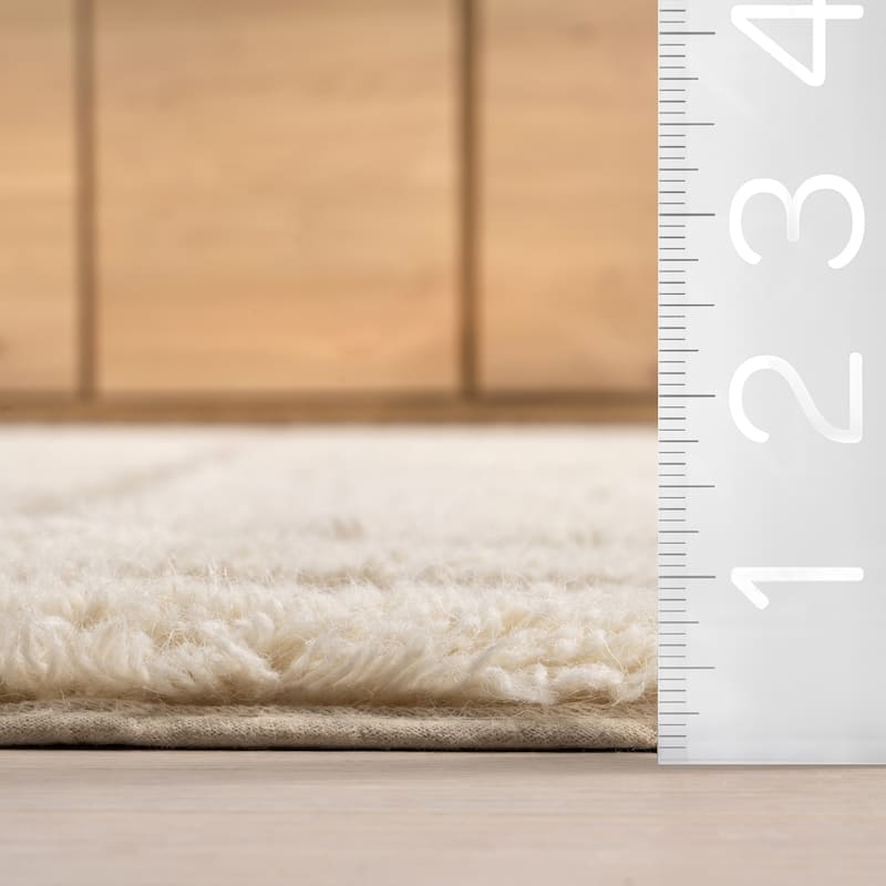 Nuloom Brynne Geometric Blocks Wool Machine Washable Area Rug