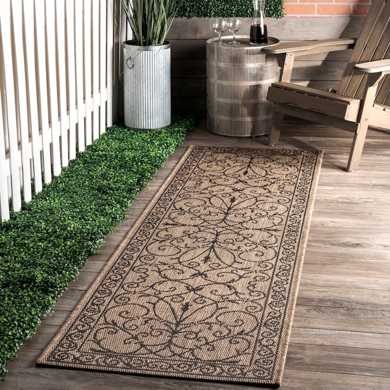 Nuloom Kathleen Traditional Indoor/Outdoor Area Rug - 2' x 8' Runner - Brown