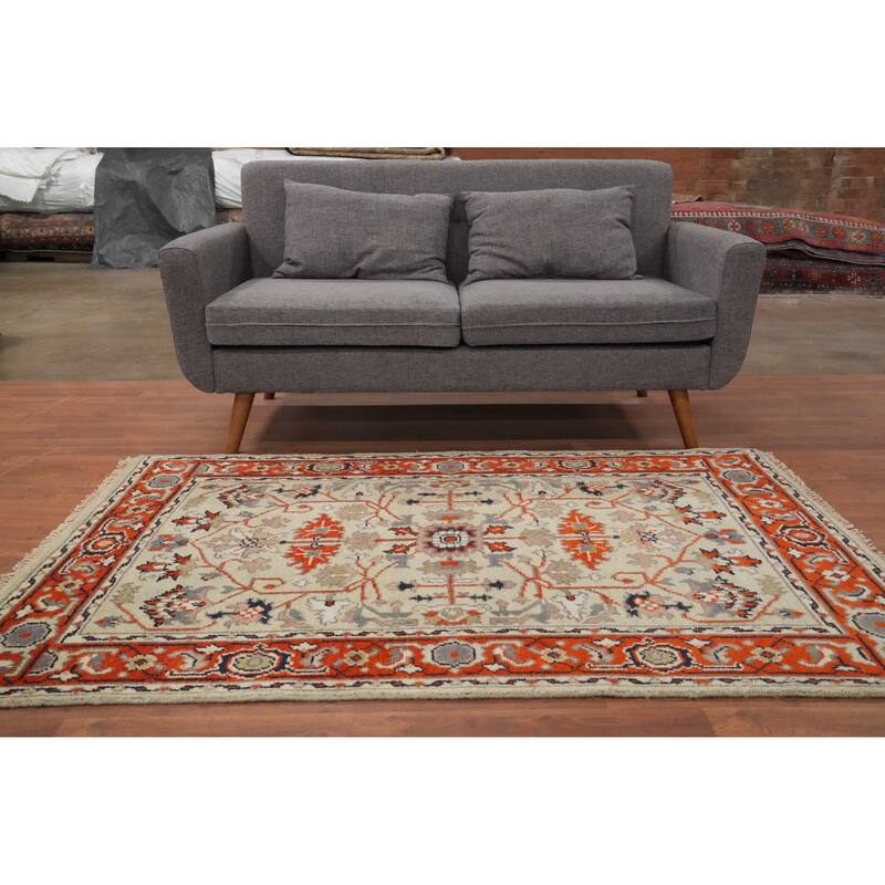 Hand Knotted Oriental 100% Wool Carpet Transitional Floral Beige & Ivories Oushak Area Rug - 5' 11'' X 4' 0''