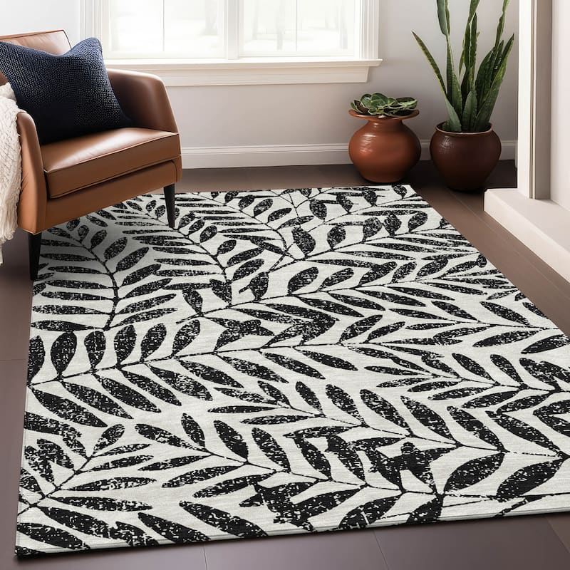 Premium Washable Super Soft Floral Jungle Mayfield Rug - Black - 2'6" x 3'10"