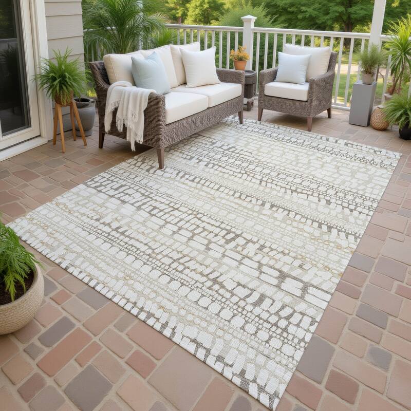 Machine Washable Indoor/ Outdoor Modern Winfield Chantille Rug - Ivory - 8' x 10'