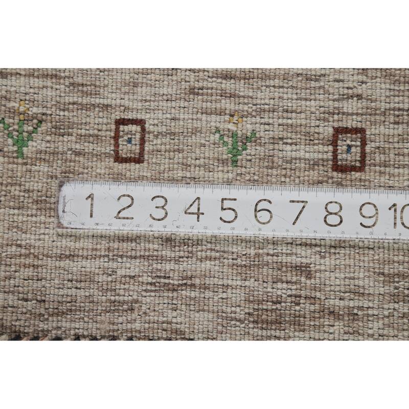 Hand Knotted Oriental 100% Wool Carpet Tribal Animal Pictorial Beige & Ivories Gabbeh Area Rug - 5' 9'' X 4' 0''