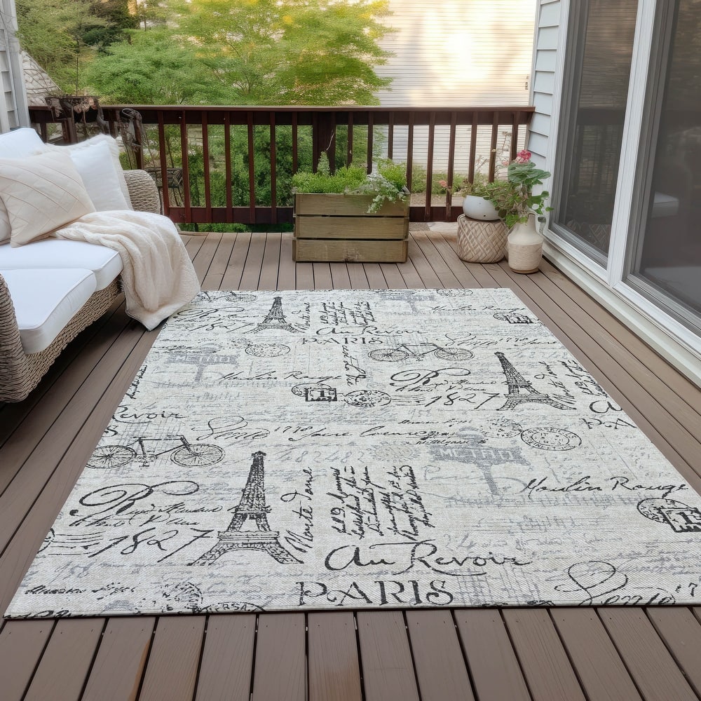 Machine Washable Indoor/Outdoor Modern Paris Chantille Rug