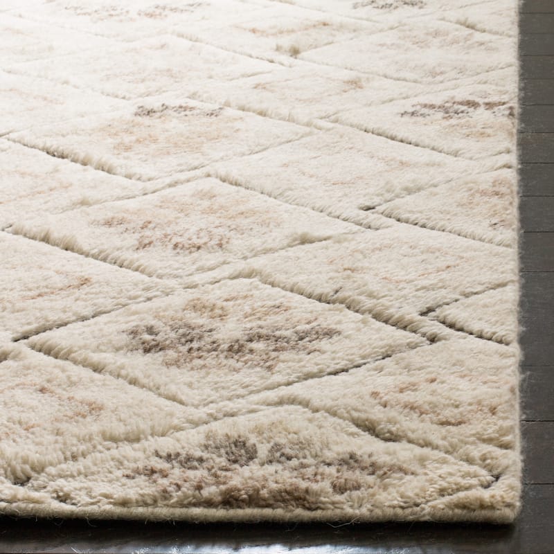 SAFAVIEH Hand-knotted Challe Urbaine Southwestern Tribal Wool Rug
