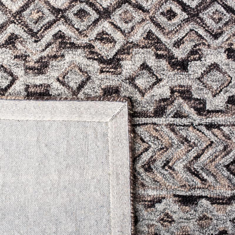 SAFAVIEH Handmade Abstract Branislava Modern Moroccan Wool Rug