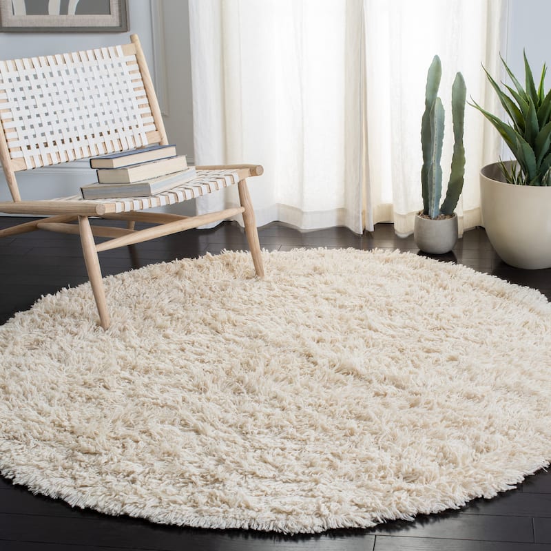 SAFAVIEH Handmade Shag Mariela Solid Wool Rug