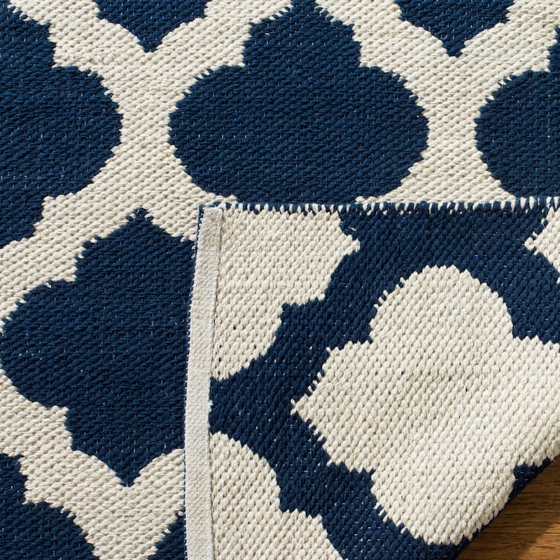SAFAVIEH Handmade Flatweave Montauk Warwick Casual Cotton Rug