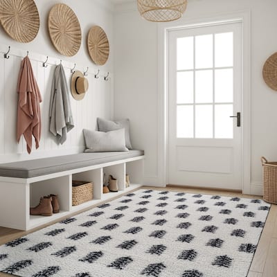 Scandinavian Arrow Shag Rug - Modern Look - Anthracite Dark Gray - Easy Maintenance