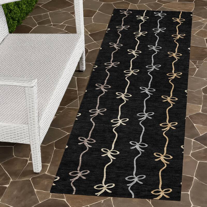 Machine Washable Indoor/ Outdoor Modern Bow Stripe Chantille Rug - Black - 2'3" x 7'6"