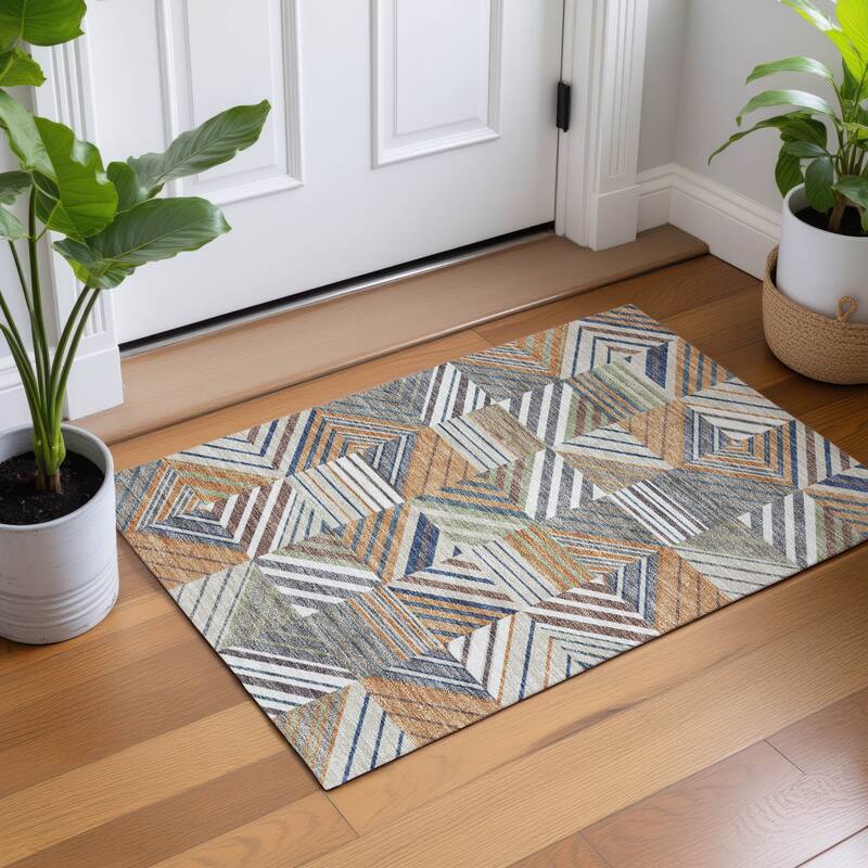 Machine Washable Indoor/ Outdoor Geo Mosaic Chantille Rug