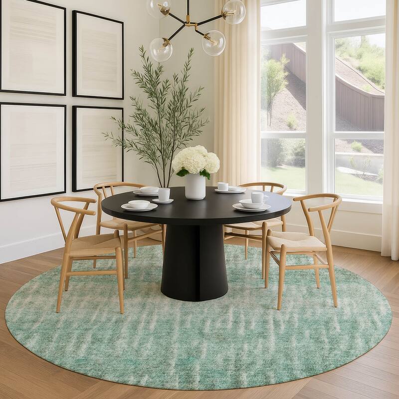 Machine Washable Indoor/ Outdoor Contemporary Ombre Chantille Rug