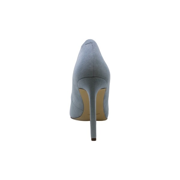 nine west tan pumps
