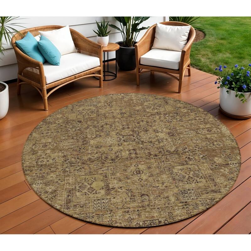 HomeRoots Floral Transitional Rectangle Outdoor Rug - 8' Round