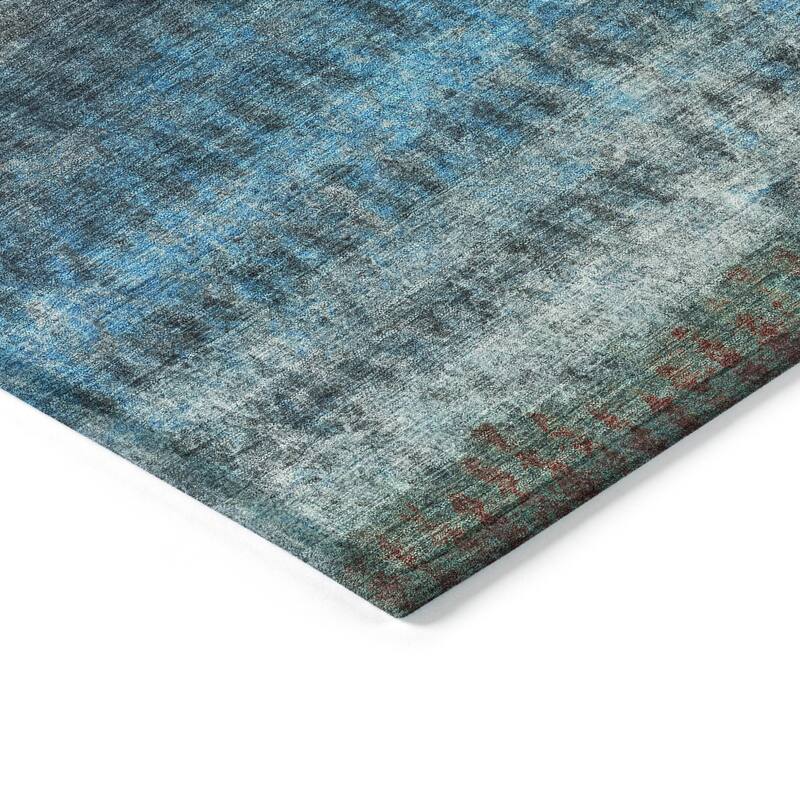 Machine Washable Indoor/ Outdoor Abstract Ombre Chantille Rug