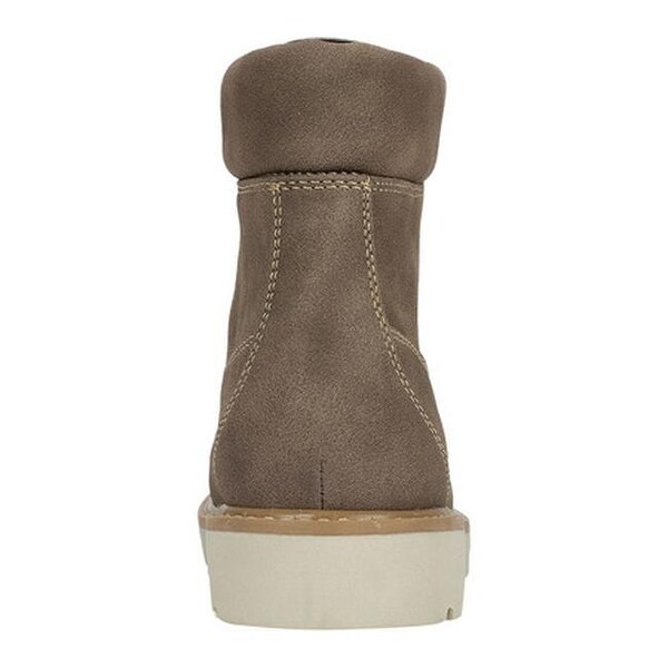 cliffs by white mountain marissa