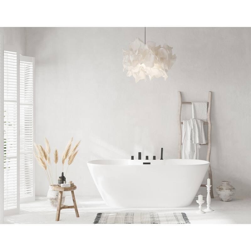 Nicolette Bathtub in Glossy White