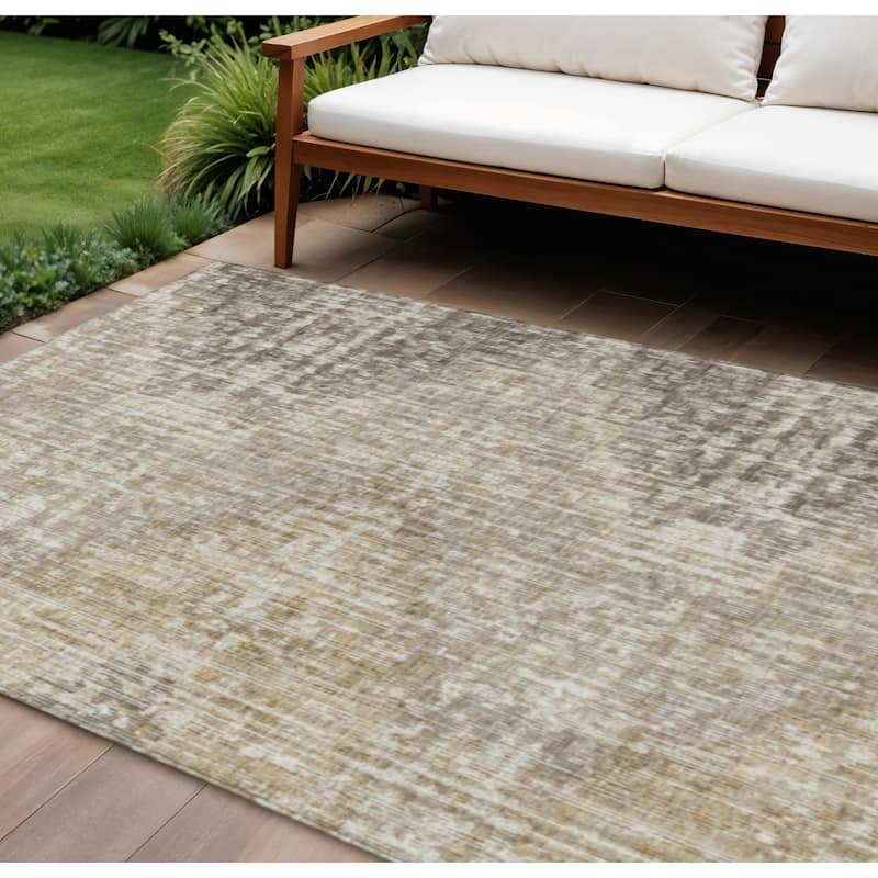 HomeRoots Geometric Transitional Rectangle Outdoor Rug - 8' X 10'