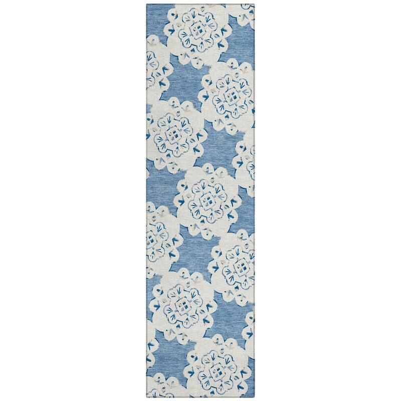 Machine Washable Indoor/ Outdoor Global Motif Chantille Rug