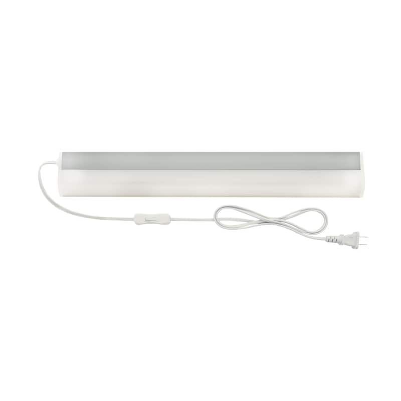 10W LED Under Cabinet Light Bar 18 inches in length 3000K 860 Lumens 120V