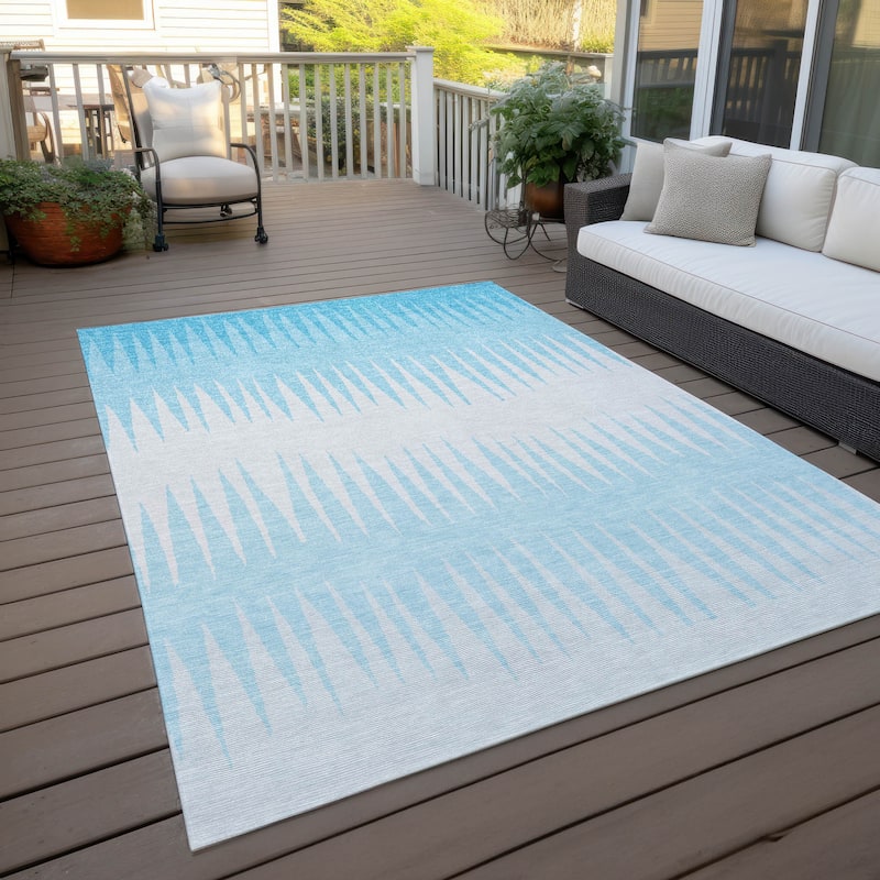 Machine Washable Indoor/ Outdoor Chantille Ombre Contemporary Rug - Sky - 5' x 7'6"