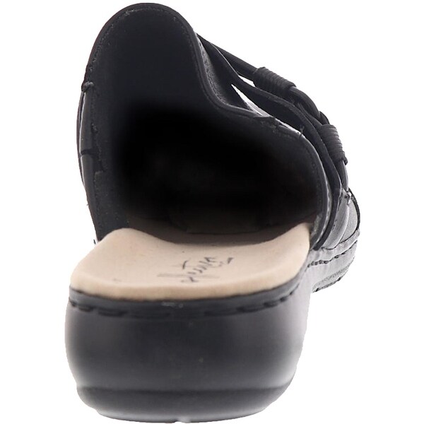 clarks womens clogs black