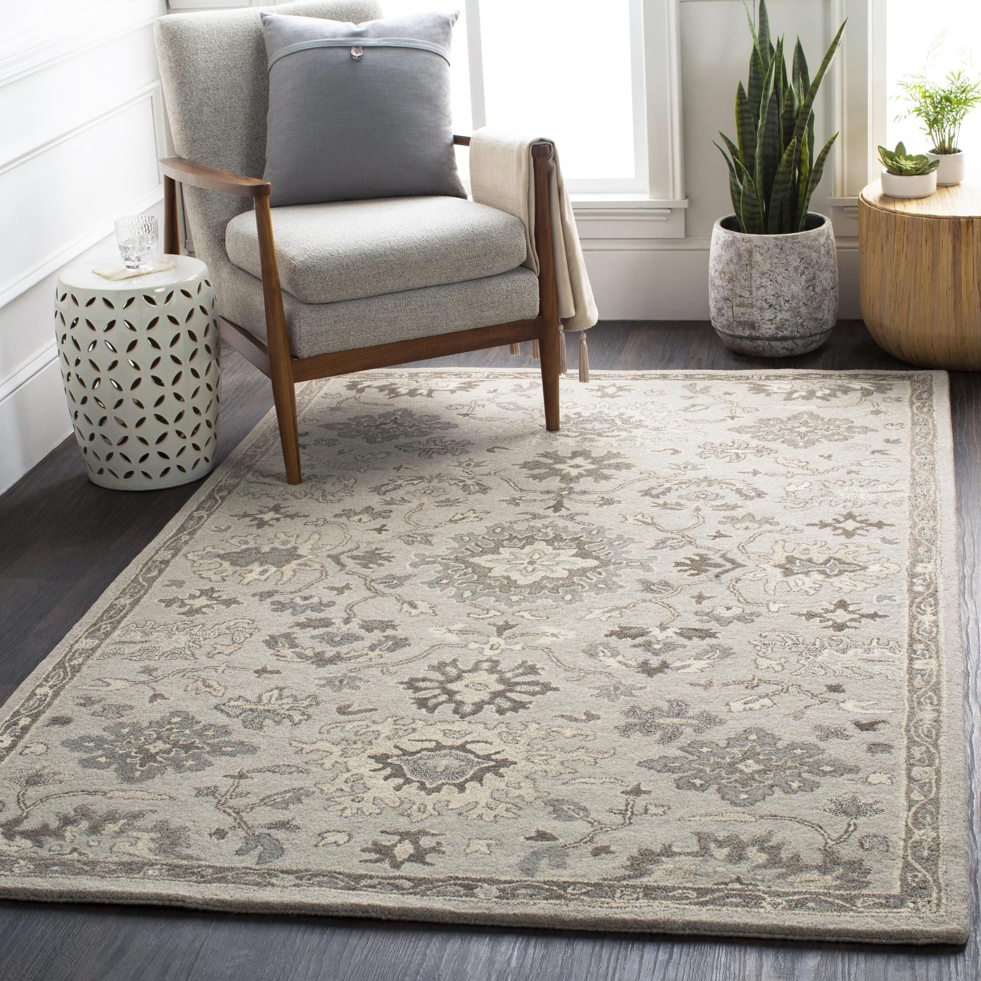 Livabliss Caesar Updated Traditional Oriental Hand Tufted Area Rug