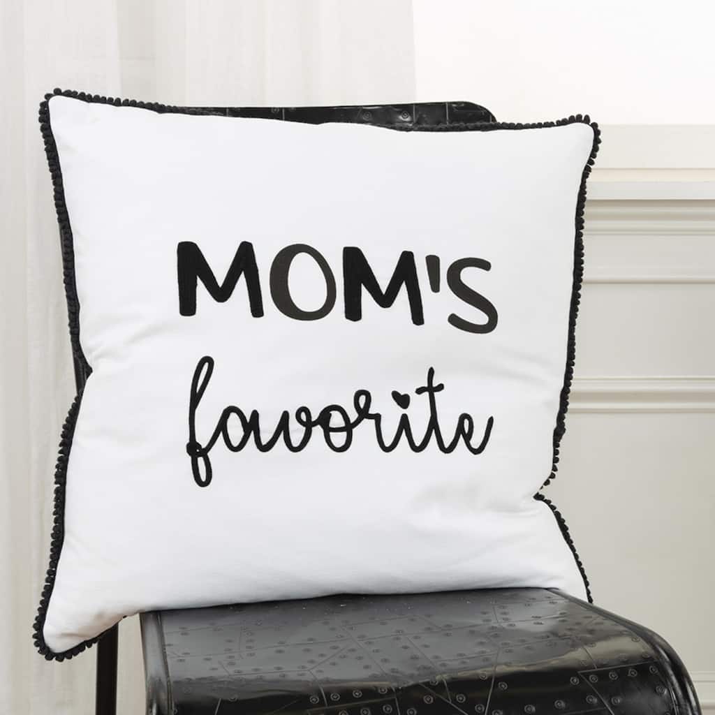 "MOM'S favorite" Throw Pillow