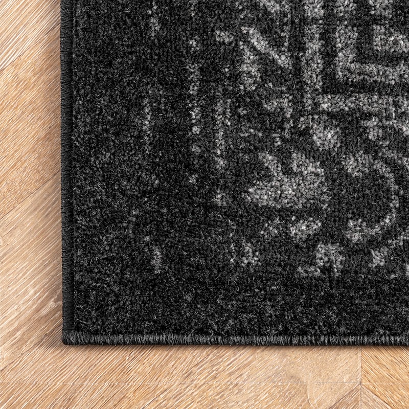 Nuloom Wren Traditional Faded Area Rug
