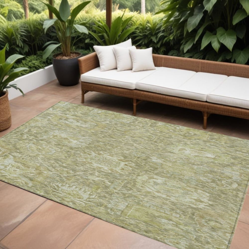 HomeRoots Damask Traditional Rectangle Outdoor Rug