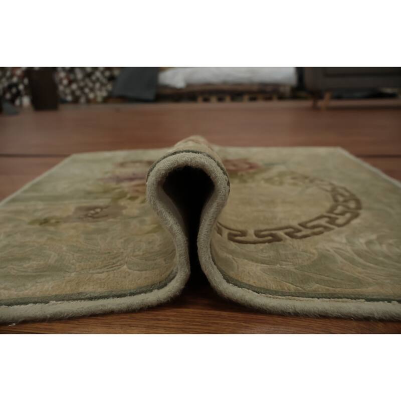 Hand Knotted Oriental 100% Silk Carpet Traditional Floral Beige & Ivories Art Deco Area Rug - 2' 7'' X 2' 8''